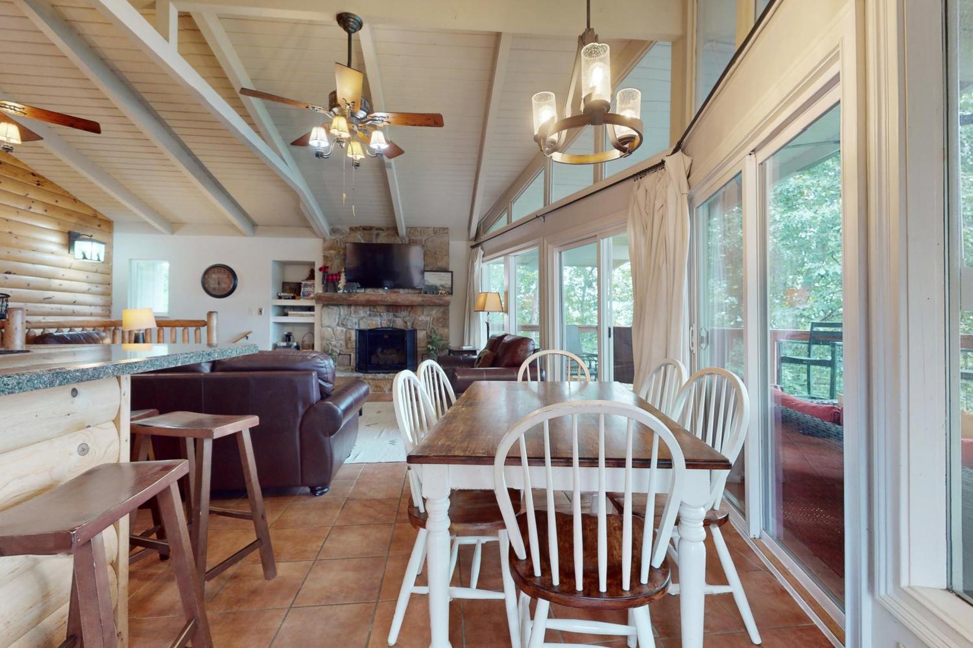 Stone Cabin แกตลิงเบิร์ก ภายนอก รูปภาพ